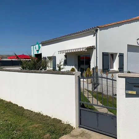 Gite Les Randonneurs Fontenay-le-Comte Exterior foto